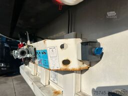 SCHMITZ CARGOBULL SKO 24L * DOPPELSTOCK * LIFT * NUR 4.740H * ALU*