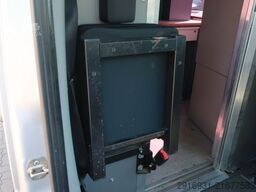 VW Crafter 1. Hand / SHZ / PDC / FN: 86