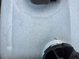 MERCEDES-BENZ Actros 1843