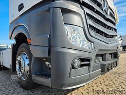 MERCEDES-BENZ Actros 1843