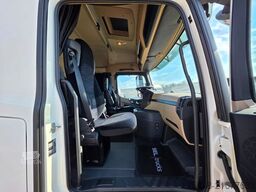 MERCEDES-BENZ Actros 1843