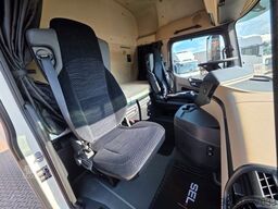 MERCEDES-BENZ Actros 1843