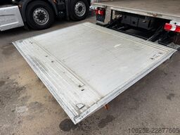 Mercedes-Benz ATEGO 1221 CLOSED BOX - * 267.914km* - TAILLIFT...