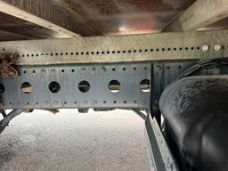 Mercedes-Benz ATEGO 1221 CLOSED BOX - * 267.914km* - TAILLIFT...