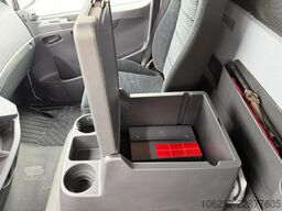 Mercedes-Benz ATEGO 1221 CLOSED BOX - * 267.914km* - TAILLIFT...