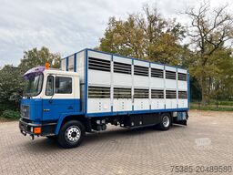 MAN 12.232 Landbouw veewagen 1/2 stock Weeglift