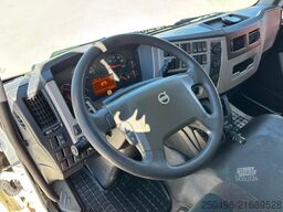 Volvo FL 210 4x2 BOX L=7558 mm