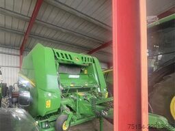 John Deere V 451R
