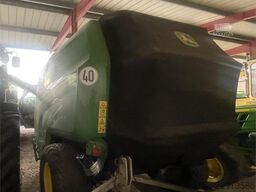 John Deere V 451R