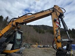 Liebherr R914 Compact crawler excavator with VA boom, 2 buc