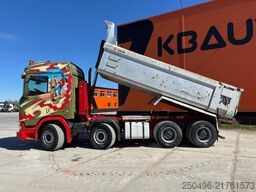 Scania R 520 8x4 RETARDER / FULL STEEL / BOX L=5582 mm