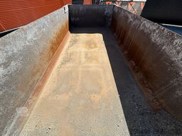 Scania R 520 8x4 RETARDER / FULL STEEL / BOX L=5582 mm