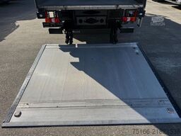 MERCEDES-BENZ ATEGO 818 L Kühlkoffer 5,2 m LBW 1 T*THERMO T+N