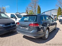 VOLKSWAGEN Golf Alltrack 4motion DSG   1. Hand