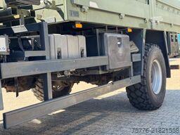 IVECO ML100E22WM-BW 4x4 Miltär Camper Exped 19 TKm