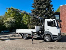 MERCEDES-BENZ 821 Atego Pritsche mit HIAB 066D Kran