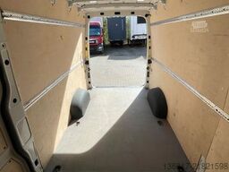 VOLKSWAGEN Crafter Kasten 35 L4H3 Hochdach KAM Navi Klima