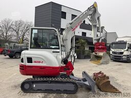 TAKEUCHI TB TB 235-2 Powrtilt 3xSchaufeln Top