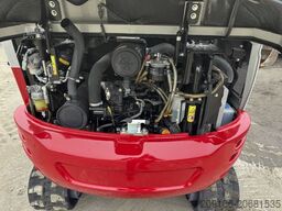 TAKEUCHI TB TB 235-2 Powrtilt 3xSchaufeln Top