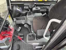 TAKEUCHI TB TB 235-2 Powrtilt 3xSchaufeln Top