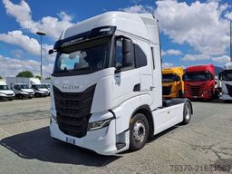Trattore stradale standard IVECO S-WAY AS440S51T/P