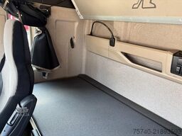 MAN TGX 18.470 + RETARDER + EURO 6 + 2x in stock