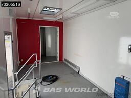 Volvo FL 250 4X2 14tonner Automatic Exhibition truck ...