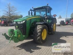 John Deere 8320 R