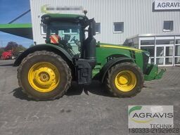 John Deere 8320 R