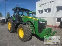 John Deere 8320 R
