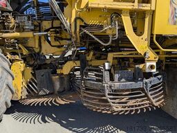 Ropa TIGER V8-3 beet harvester / 6000 MTH