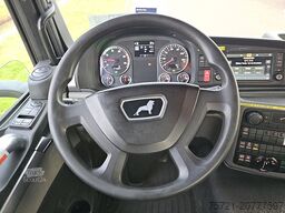 M.A.N. 35.420 TGS HIAB 228ES-5,8x2*6