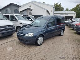 Minibus OPEL Combo 5-Sitzer