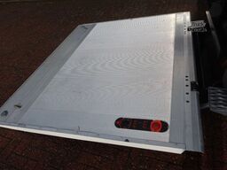 Mercedes-Benz Actros 1830 Bak + Dhollandia klep 2000 KG + rol...