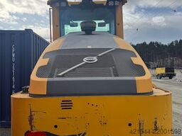 Volvo SD160B roller
