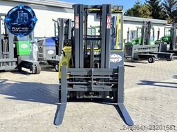 Combilift C3000CB GAS TRIPLEX 4900 POSITIONER