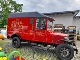Newark Fleur de Lys Verkaufswagen Hochdach