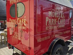 Newark Fleur de Lys Verkaufswagen Hochdach