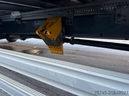 RENAULT D 12 * * ACC * LBW 1,5 TON * JUNGE * TOP *