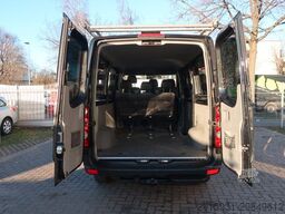 VOLKSWAGEN Crafter Kombi 35 mittel L2H1/Klima/AHK/FN: 197