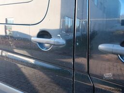 VOLKSWAGEN Crafter Kombi 35 mittel L2H1/Klima/AHK/FN: 197