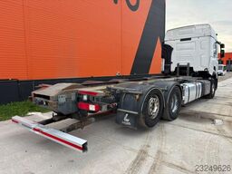 Renault T 520 6x2 CHASSIS L=7421 mm