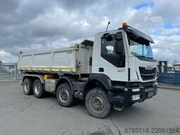Iveco AD340T450 Trakker 8x4 – Dautel Dreiseite