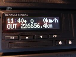 Renault D240 Bak met deuren + Klep 2.000 kg. Automaat. ...