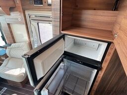 KNAUS Sun i 700 LEG