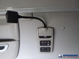 DAF XF 480 FA 4x2 Euro 6 + retarder container chass...