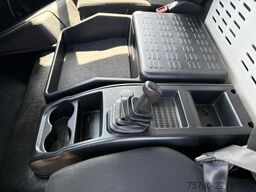 Iveco 120E 210 + DHOLLANDIA LAADKLEP + EURO 6 + 12T