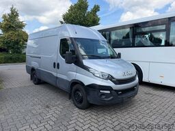 IVECO Daily Kasten AHK 3.5t L2H2 3 Sitzer