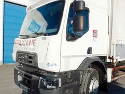 RENAULT D 26 WIDE SLEEPER CAB GLOBAL CAB