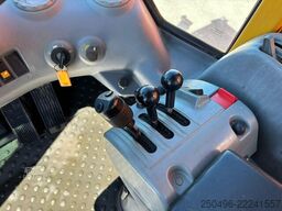 Volvo L 90 E 4x4 CENTRAL LUBRICATION / QUICK COUPLER ...